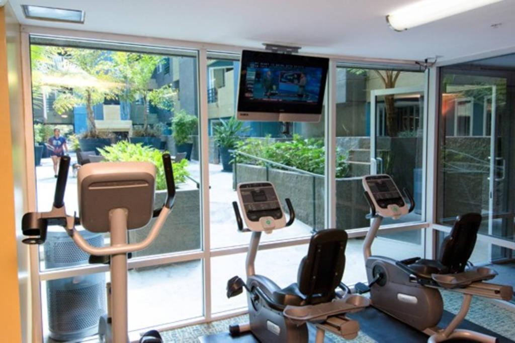 Апартаменти Holywood Hills !!! 2Bed Studio !!! Лос-Анджелес Екстер'єр фото